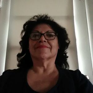 Meet your Posher, Beverly